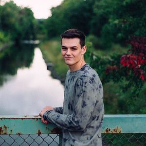 Meet your Posher, Brandon